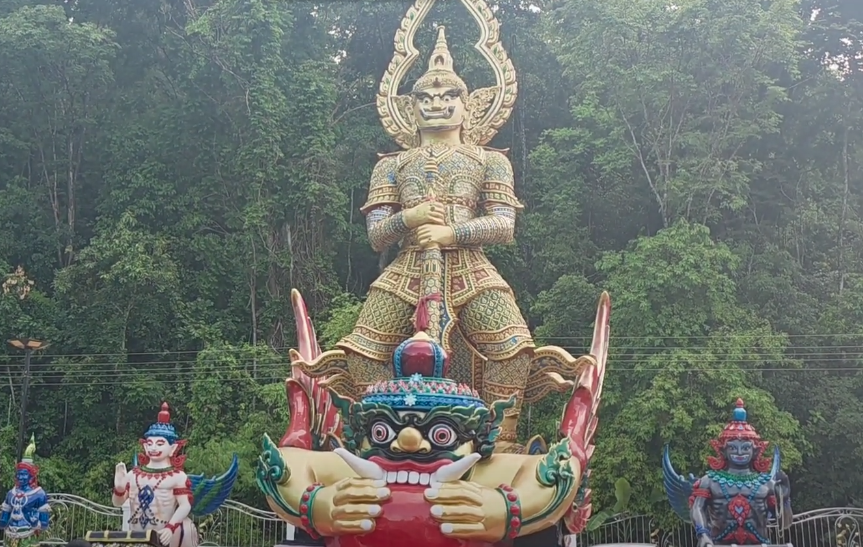 Wat Chong Lom pattaya